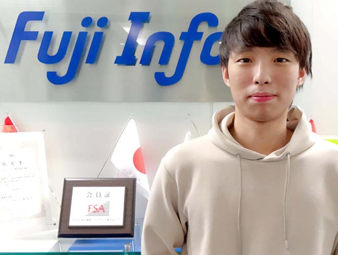 インフラエンジニア社員 イメージ