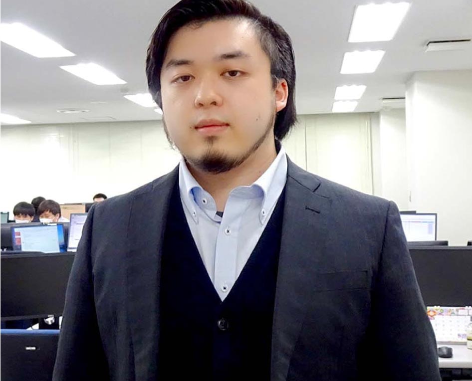 社員写真2